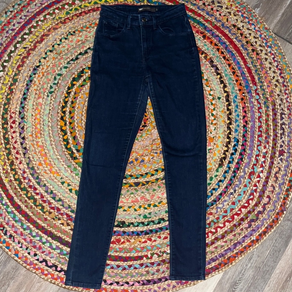 Dark wash high rise skinny levi jeans